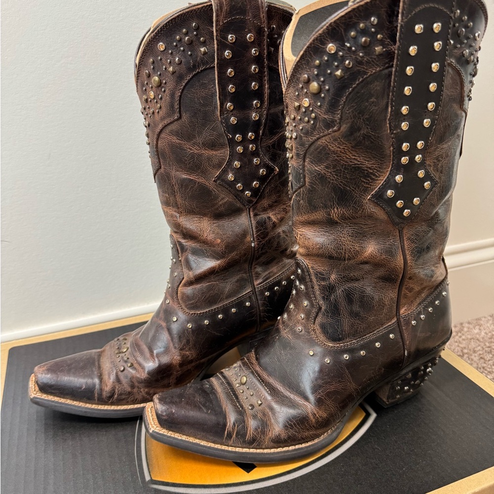 Ariat Women's Sassy Brown Rhinestone Cowgirl Boots - Picture 3 of 7